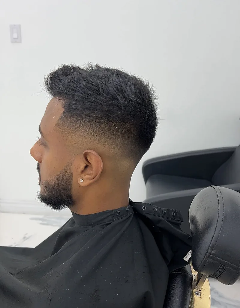 Fade with a lined-up beard